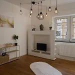 3br - - 10 Min To Ice