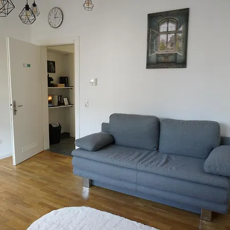 3br - - 10 Min To Ice Apartamento Siegburg