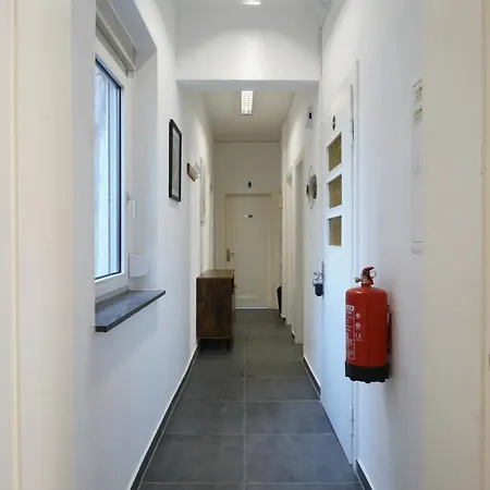 Apartment 3br - - 10 Min To Ice *