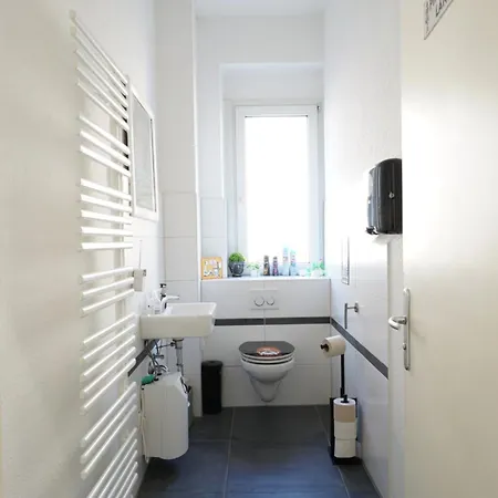 Apartment 3br - - 10 Min To Ice Siegburg
