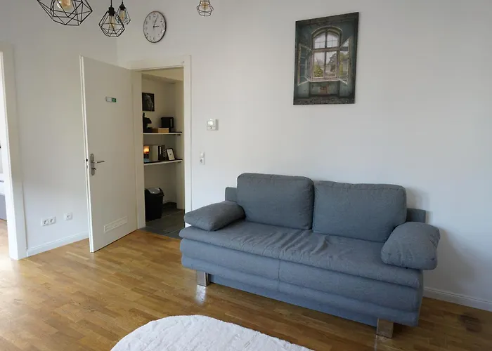 3br - - 10 Min To Ice Apartamento Siegburg