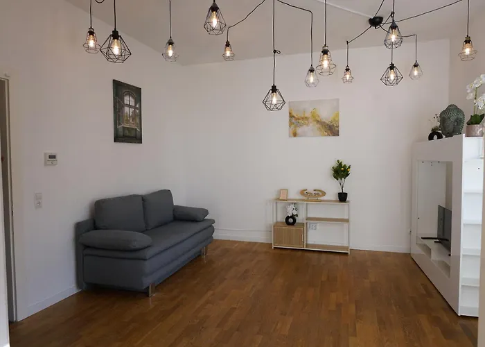 3br - - 10 Min To Ice *